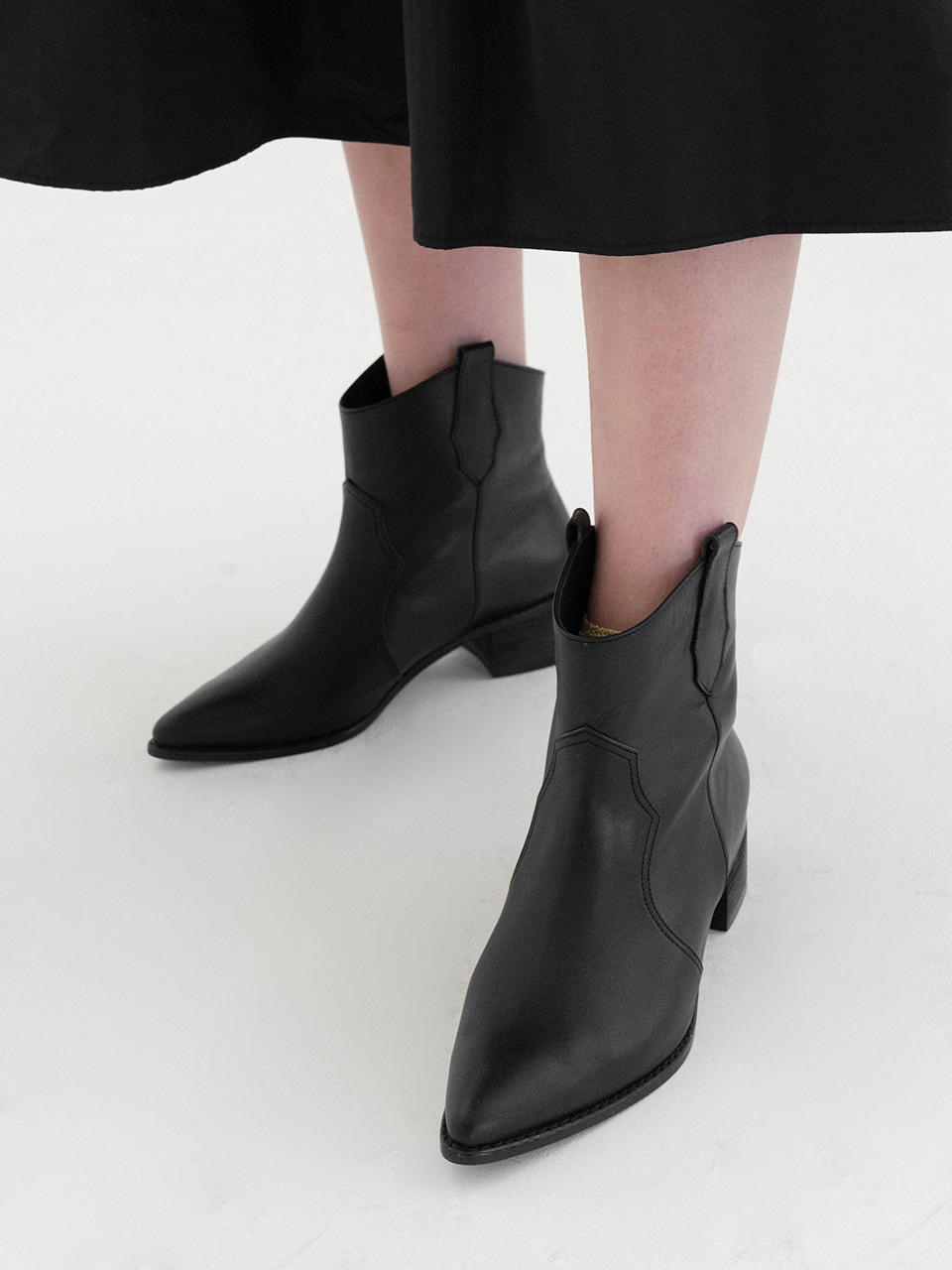 [Out of stock] Mrc064 Weston Ankle Boots (Black)